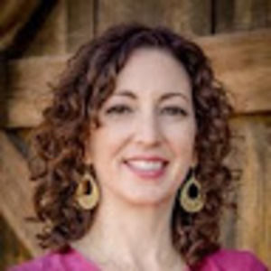 Meet your Posher, Cynthia